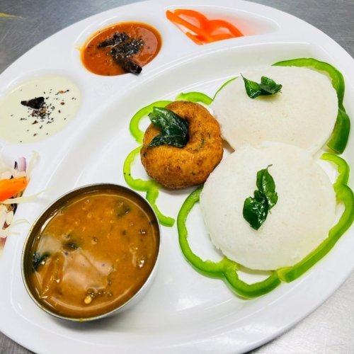 Idly-Vada-Combo-rotated